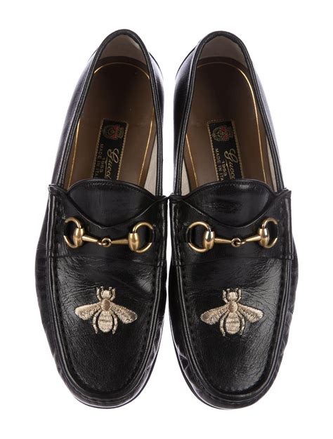 gucci bee shoes bottoms|gucci shoes bee price.